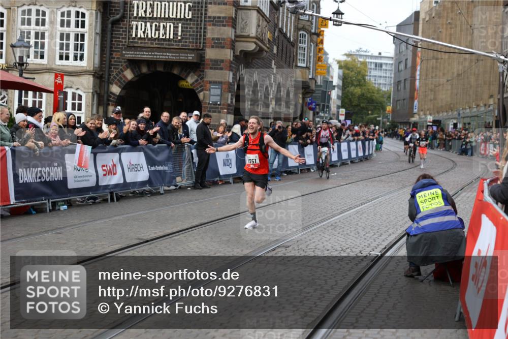 05.10.2025 - 20. swb-Marathon Bremen Yannick Fuchs http://msf.ph/oto/9276831 05.10.2025 12:38:47 Ziel 7, 1351 meine-sportfotos.de
