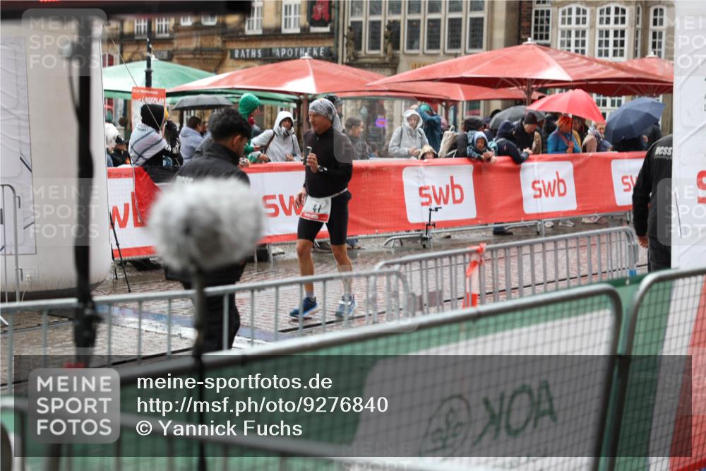 05.10.2025 - 20. swb-Marathon Bremen Yannick Fuchs http://msf.ph/oto/9276840 05.10.2025 14:56:42 Ziel 41, 1844 meine-sportfotos.de
