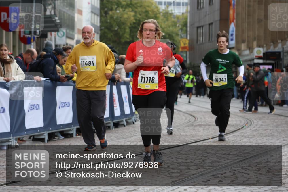 05.10.2025 - 20. swb-Marathon Bremen Strokosch-Dieckow http://msf.ph/oto/9276938 05.10.2025 11:12:56 Ziel 10041, 11118 meine-sportfotos.de