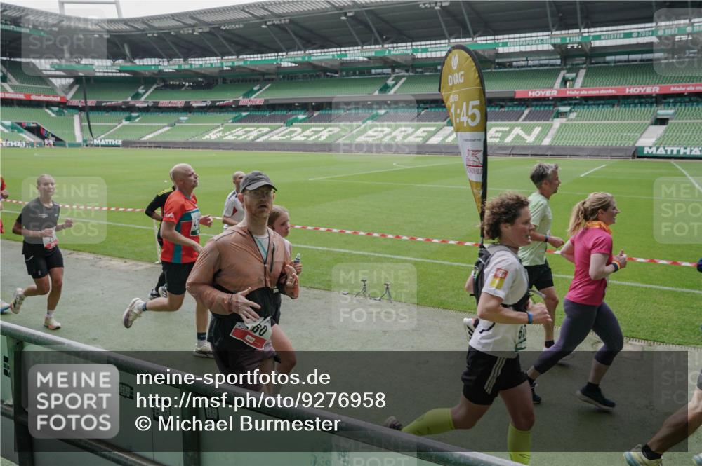 05.10.2025 - 20. swb-Marathon Bremen Michael Burmester http://msf.ph/oto/9276958 05.10.2025 12:55:36 Laufen im Stadion 78, 124, 240, 663, 760, 984, 1261, 1326, 1490, 1531, 1737, 1774, 1825, 1910, 1931, 2022, 2162, 2431, 2459, 2490, 2494, 2605, 2642, 2716, 2884, 2942, 3074, 3489, 3515, 3519, 3612, 3749, 3838, 3944, 4079, 4116, 4149, 4195, 4212, 4288, 4432, 4456, 4672, 4771, 4796, 4823, 4853, 4919, 5034, 5093, 5152, 5177, 5289, 5484, 5554, 5615, 5691, 5719, 5833, 5907, 6048, 6106, 6184, 6276, 6515, 6527, 6570, 6615, 6649, 6744, 6820, 6937, 8060, 82, 104, 169 meine-sportfotos.de