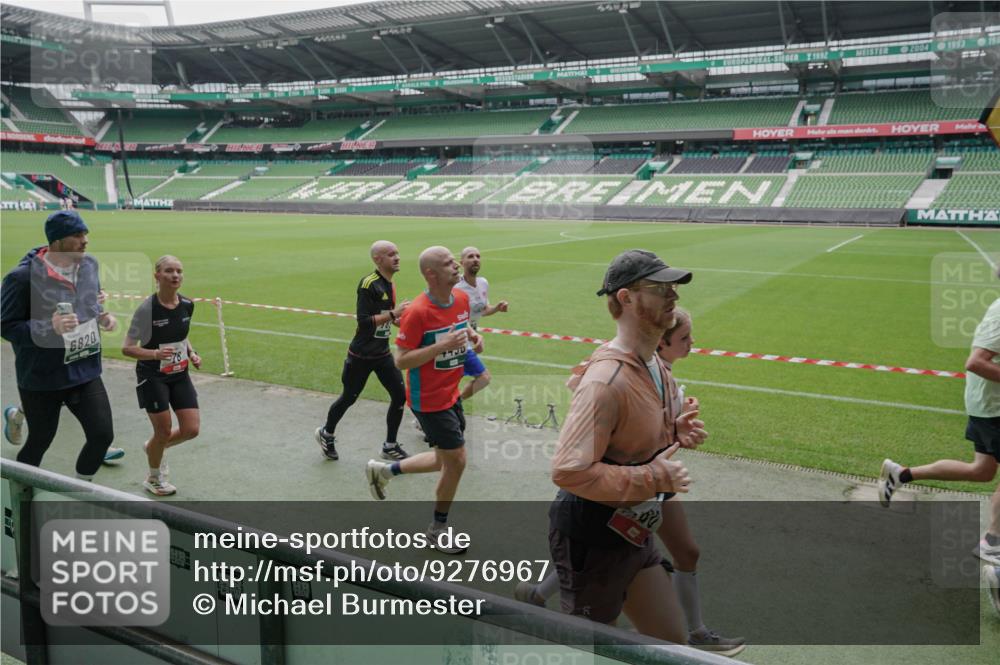05.10.2025 - 20. swb-Marathon Bremen Michael Burmester http://msf.ph/oto/9276967 05.10.2025 12:55:37 Laufen im Stadion 78, 124, 240, 663, 760, 984, 1261, 1326, 1490, 1531, 1737, 1774, 1825, 1910, 1931, 2022, 2162, 2431, 2459, 2490, 2494, 2605, 2642, 2716, 2884, 2942, 3074, 3489, 3515, 3519, 3612, 3749, 3838, 3944, 4079, 4116, 4149, 4195, 4212, 4288, 4432, 4456, 4771, 4796, 4823, 4853, 4919, 5034, 5093, 5152, 5177, 5289, 5484, 5554, 5615, 5691, 5719, 5833, 5907, 6048, 6106, 6184, 6276, 6515, 6527, 6570, 6615, 6649, 6744, 6820, 6937, 8060, 8144, 82, 104, 124, 169 meine-sportfotos.de