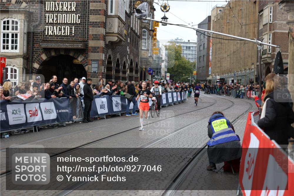 05.10.2025 - 20. swb-Marathon Bremen Yannick Fuchs http://msf.ph/oto/9277046 05.10.2025 12:38:52 Ziel 1351 meine-sportfotos.de