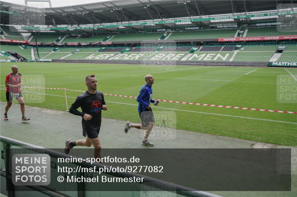 05.10.2025 - 20. swb-Marathon Bremen Michael Burmester http://msf.ph/oto/9277082 05.10.2025 12:55:47 Laufen im Stadion 78, 240, 325, 663, 760, 984, 1261, 1326, 1490, 1531, 1737, 1774, 1825, 1910, 1931, 2022, 2162, 2459, 2490, 2605, 2716, 2884, 2942, 3074, 3161, 3489, 3515, 3519, 3612, 3749, 3838, 3944, 4052, 4079, 4116, 4149, 4195, 4212, 4288, 4432, 4456, 4771, 4796, 4823, 4853, 5034, 5093, 5152, 5177, 5289, 5370, 5484, 5490, 5554, 5615, 5691, 5719, 5833, 5907, 6048, 6070, 6106, 6276, 6441, 6515, 6527, 6570, 6615, 6649, 6744, 6797, 6820, 6937, 8060, 8144, 8222, 82, 104, 124, 169 meine-sportfotos.de