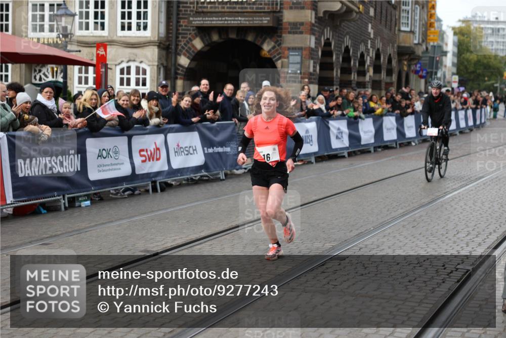 05.10.2025 - 20. swb-Marathon Bremen Yannick Fuchs http://msf.ph/oto/9277243 05.10.2025 12:39:20 Ziel 16 meine-sportfotos.de