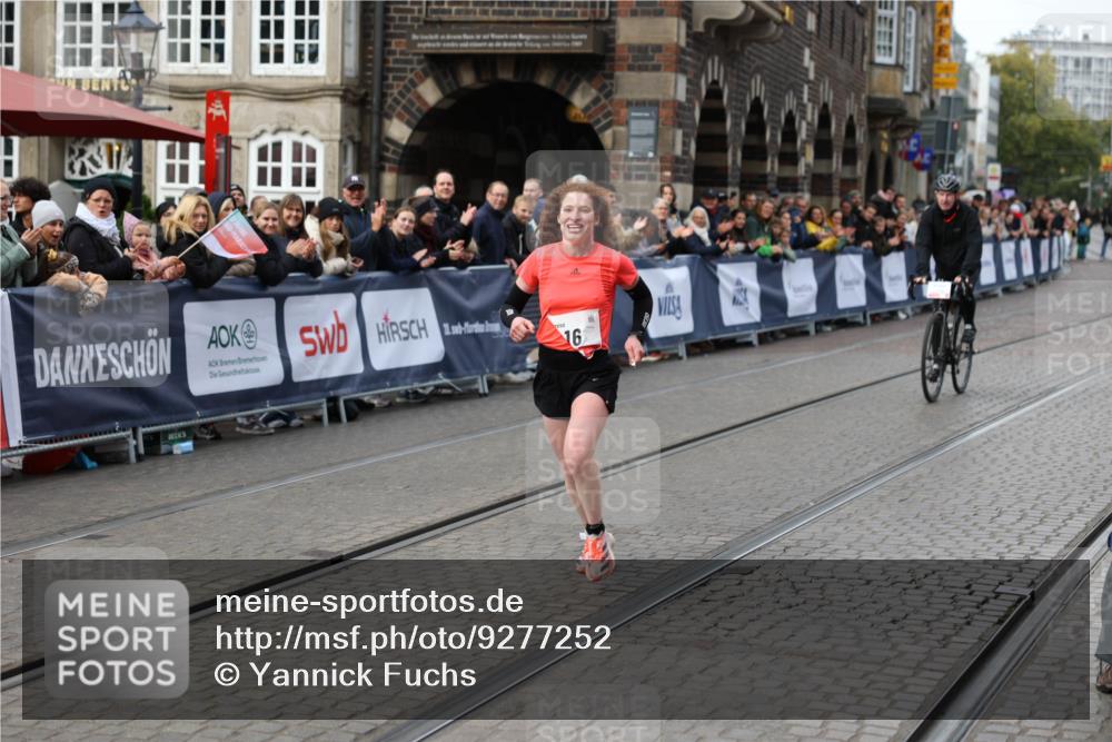 05.10.2025 - 20. swb-Marathon Bremen Yannick Fuchs http://msf.ph/oto/9277252 05.10.2025 12:39:20 Ziel 16 meine-sportfotos.de