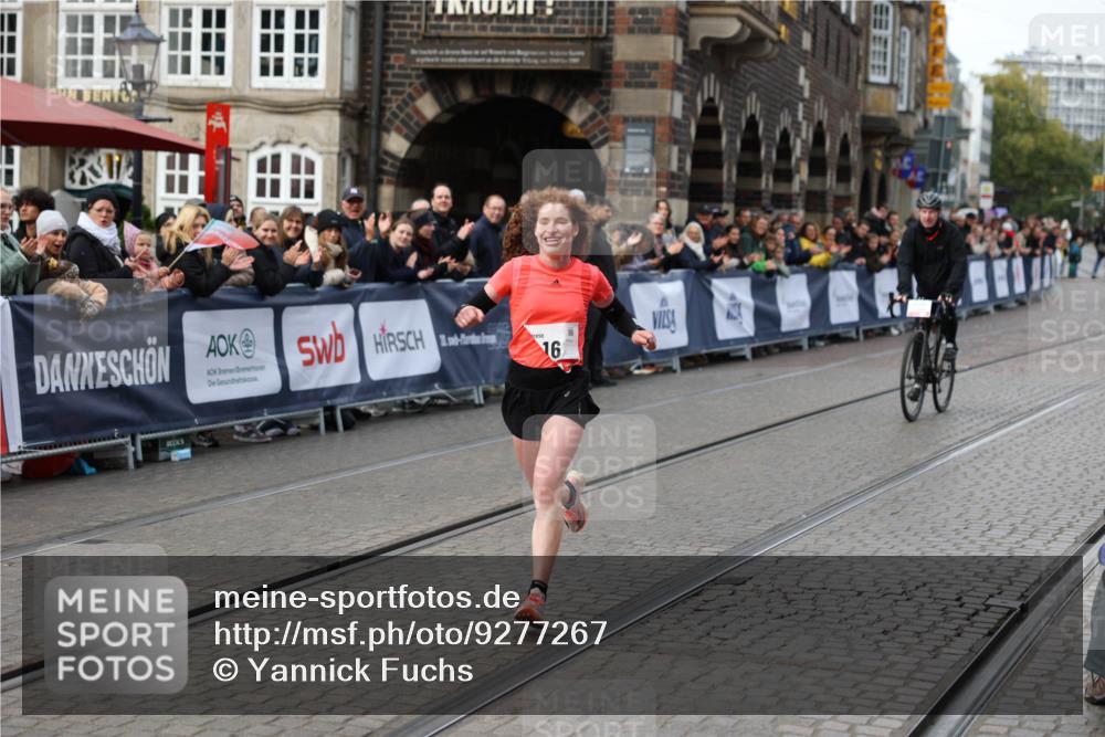 05.10.2025 - 20. swb-Marathon Bremen Yannick Fuchs http://msf.ph/oto/9277267 05.10.2025 12:39:20 Ziel 16 meine-sportfotos.de