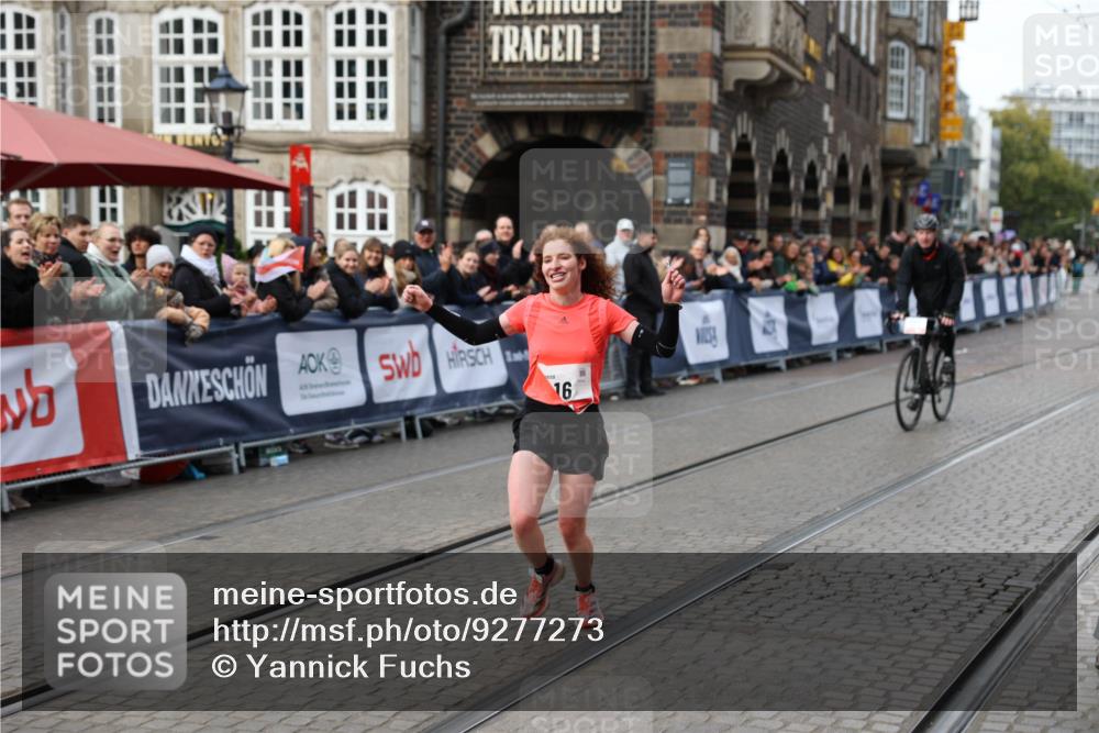05.10.2025 - 20. swb-Marathon Bremen Yannick Fuchs http://msf.ph/oto/9277273 05.10.2025 12:39:20 Ziel 16 meine-sportfotos.de