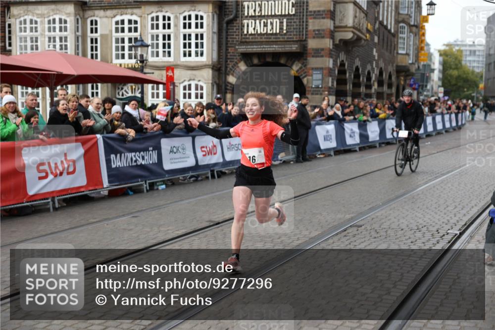 05.10.2025 - 20. swb-Marathon Bremen Yannick Fuchs http://msf.ph/oto/9277296 05.10.2025 12:39:21 Ziel 16 meine-sportfotos.de