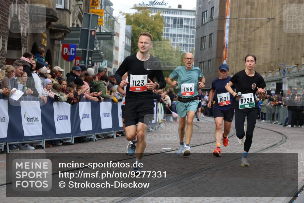 05.10.2025 - 20. swb-Marathon Bremen Strokosch-Dieckow http://msf.ph/oto/9277331 05.10.2025 13:05:03 Ziel 548, 685, 917, 1123, 1196, 1631, 8729 meine-sportfotos.de