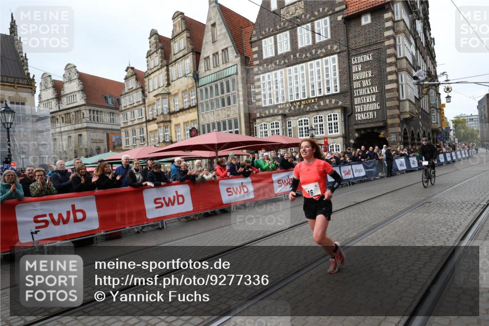 05.10.2025 - 20. swb-Marathon Bremen Yannick Fuchs http://msf.ph/oto/9277336 05.10.2025 12:39:21 Ziel 16 meine-sportfotos.de