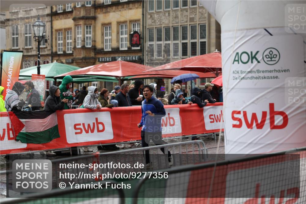 05.10.2025 - 20. swb-Marathon Bremen Yannick Fuchs http://msf.ph/oto/9277356 05.10.2025 14:57:50 Ziel 3530 meine-sportfotos.de