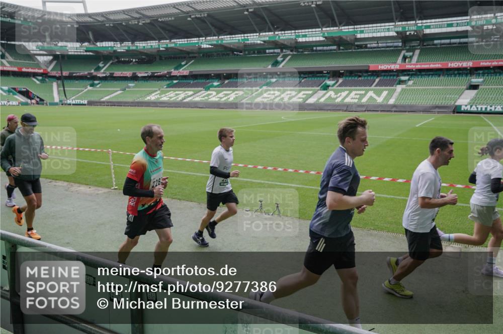 05.10.2025 - 20. swb-Marathon Bremen Michael Burmester http://msf.ph/oto/9277386 05.10.2025 12:56:29 Laufen im Stadion 325, 591, 830, 901, 984, 989, 1161, 1380, 1679, 1931, 2134, 2149, 2263, 2438, 2490, 2571, 2634, 3161, 3392, 3606, 3749, 3980, 4052, 4101, 4149, 4288, 4432, 4485, 5246, 5255, 5370, 5419, 5469, 5490, 6070, 6176, 6375, 6441, 6451, 6689, 6797, 6864, 6926, 7000, 7283, 7292, 7320, 7431, 7490, 7783, 7920, 8060, 8144, 8222, 8564, 9054, 78, 240, 1261, 1490, 1774, 1825, 2162, 2459, 2884, 2942, 3074, 3515, 3612, 4079, 4116, 4195, 4456, 5615, 5691, 5719, 6515 meine-sportfotos.de