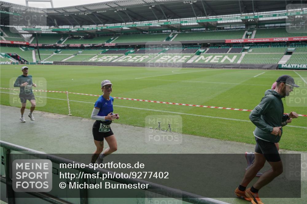 05.10.2025 - 20. swb-Marathon Bremen Michael Burmester http://msf.ph/oto/9277402 05.10.2025 12:56:31 Laufen im Stadion 325, 591, 830, 901, 984, 989, 1161, 1380, 1679, 2134, 2149, 2263, 2438, 2571, 2634, 3161, 3392, 3606, 3749, 3980, 4052, 4101, 4149, 4288, 4432, 4485, 5246, 5255, 5370, 5419, 5469, 5490, 6070, 6176, 6375, 6441, 6451, 6689, 6797, 6864, 6926, 7000, 7283, 7292, 7320, 7431, 7490, 7783, 7920, 8144, 8222, 8564, 9054, 78, 240, 1261, 1490, 1774, 1825, 1931, 2162, 2459, 2490, 2884, 2942, 3074, 3515, 3612, 4079, 4116, 4149, 4195, 4456, 5615, 5691, 5719, 6515 meine-sportfotos.de