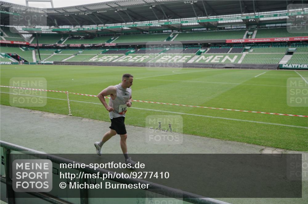 05.10.2025 - 20. swb-Marathon Bremen Michael Burmester http://msf.ph/oto/9277410 05.10.2025 12:56:34 Laufen im Stadion 325, 591, 830, 901, 984, 989, 1161, 1380, 1595, 1679, 2134, 2149, 2263, 2438, 2571, 2634, 3161, 3392, 3606, 3980, 4052, 4101, 4288, 4432, 4485, 5246, 5255, 5370, 5419, 5469, 5490, 6070, 6176, 6375, 6441, 6451, 6689, 6797, 6864, 6926, 7000, 7017, 7283, 7292, 7320, 7431, 7490, 7783, 7920, 8144, 8222, 8479, 8564, 9054, 78, 240, 1261, 1490, 1774, 1825, 1931, 2162, 2459, 2490, 2884, 2942, 3074, 3515, 3612, 3749, 4079, 4116, 4149, 4195, 4432, 4456, 5615, 5691, 5719, 6515 meine-sportfotos.de