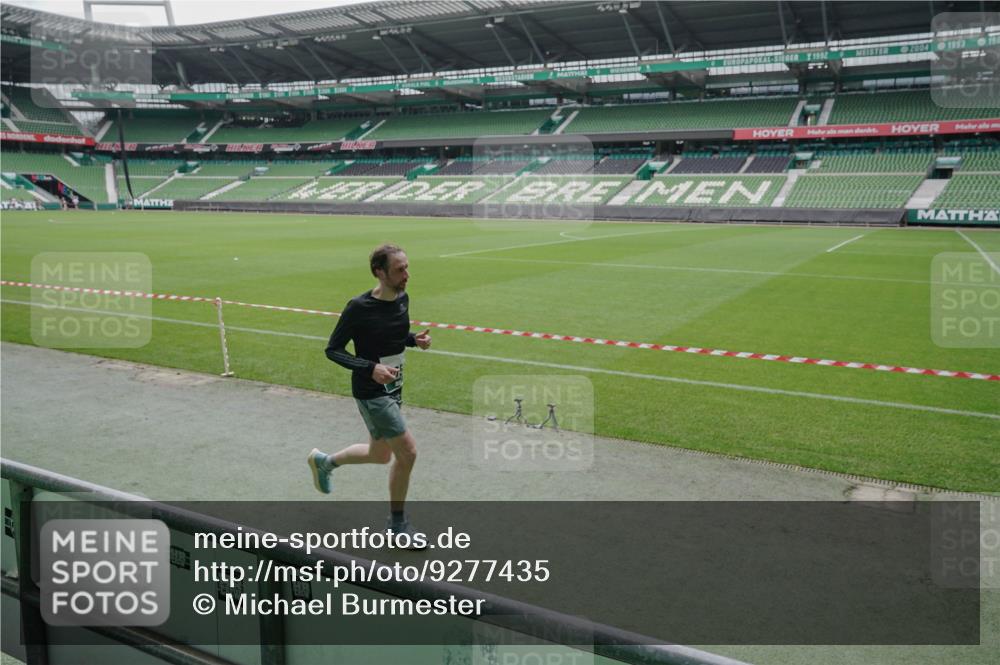 05.10.2025 - 20. swb-Marathon Bremen Michael Burmester http://msf.ph/oto/9277435 05.10.2025 12:56:41 Laufen im Stadion 31, 299, 325, 479, 591, 830, 901, 989, 1161, 1380, 1595, 1627, 1679, 1977, 2134, 2149, 2263, 2438, 2571, 2634, 3161, 3392, 3471, 3606, 3980, 4052, 4101, 4484, 4485, 5246, 5255, 5419, 5469, 5490, 6070, 6176, 6375, 6441, 6451, 6493, 6689, 6797, 6864, 6926, 7000, 7017, 7086, 7283, 7292, 7320, 7390, 7431, 7490, 7546, 7578, 7783, 7920, 8222, 8479, 8564, 9054, 984, 1261, 1774, 1825, 1931, 2459, 2490, 2942, 3749, 4116, 4149, 4288, 4432, 5370, 5490, 5615, 5691, 5719, 6441, 6515, 8144 meine-sportfotos.de