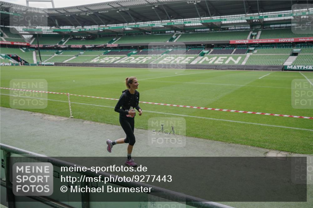05.10.2025 - 20. swb-Marathon Bremen Michael Burmester http://msf.ph/oto/9277443 05.10.2025 12:56:45 Laufen im Stadion 31, 299, 325, 479, 591, 830, 901, 989, 1161, 1380, 1595, 1627, 1679, 1977, 2134, 2149, 2263, 2269, 2436, 2438, 2571, 2634, 3161, 3392, 3471, 3606, 3980, 4052, 4101, 4484, 4485, 5104, 5246, 5255, 5419, 5469, 6070, 6176, 6250, 6375, 6451, 6493, 6510, 6689, 6864, 6926, 7000, 7017, 7086, 7283, 7292, 7320, 7390, 7431, 7490, 7546, 7578, 7783, 7920, 8479, 8564, 9054, 984, 1261, 1774, 1825, 1931, 2490, 2942, 3161, 3749, 4149, 4288, 4432, 5370, 5490, 5615, 5719, 6441, 6515, 8144 meine-sportfotos.de