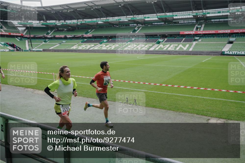 05.10.2025 - 20. swb-Marathon Bremen Michael Burmester http://msf.ph/oto/9277474 05.10.2025 12:56:53 Laufen im Stadion 31, 246, 299, 305, 479, 591, 830, 833, 1161, 1380, 1595, 1627, 1679, 1971, 1977, 2166, 2263, 2269, 2436, 2438, 2571, 2634, 3392, 3471, 3606, 3813, 3980, 4101, 4484, 4485, 5104, 5246, 5255, 5419, 5469, 5503, 5664, 6176, 6250, 6267, 6375, 6451, 6493, 6510, 6689, 6864, 6926, 7000, 7017, 7086, 7283, 7292, 7320, 7390, 7431, 7490, 7546, 7578, 7783, 7920, 8479, 8564, 8973, 9054, 9129, 325, 901, 984, 989, 2134, 2149, 3161, 3749, 4052, 4288, 4432, 5370, 5490, 6070, 6441, 8144 meine-sportfotos.de