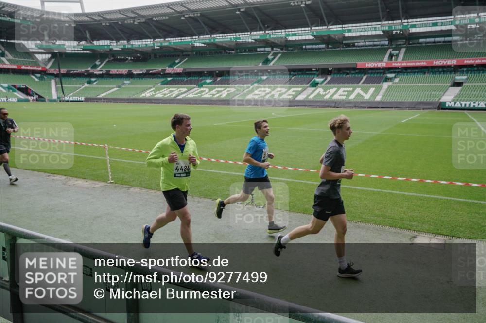 05.10.2025 - 20. swb-Marathon Bremen Michael Burmester http://msf.ph/oto/9277499 05.10.2025 12:56:55 Laufen im Stadion 31, 246, 299, 305, 479, 591, 833, 1161, 1380, 1382, 1595, 1627, 1679, 1971, 1977, 2166, 2263, 2269, 2436, 2438, 2571, 2634, 3392, 3471, 3606, 3813, 3980, 4101, 4484, 5104, 5246, 5255, 5419, 5469, 5503, 5664, 6176, 6250, 6267, 6375, 6451, 6493, 6510, 6864, 6926, 7000, 7017, 7086, 7283, 7292, 7320, 7390, 7431, 7490, 7546, 7578, 7783, 7920, 8479, 8564, 8973, 9054, 9129, 325, 830, 901, 984, 989, 2134, 2149, 3161, 4052, 4288, 4485, 5370, 5490, 6070, 6441, 8144 meine-sportfotos.de