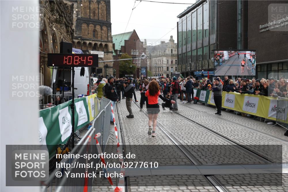 05.10.2025 - 20. swb-Marathon Bremen Yannick Fuchs http://msf.ph/oto/9277610 05.10.2025 12:39:26 Ziel 16 meine-sportfotos.de