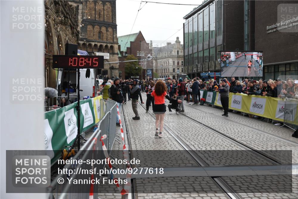05.10.2025 - 20. swb-Marathon Bremen Yannick Fuchs http://msf.ph/oto/9277618 05.10.2025 12:39:26 Ziel 16 meine-sportfotos.de