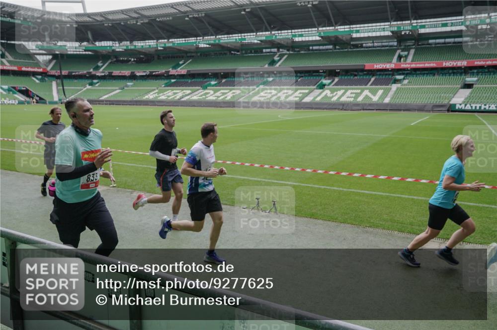 05.10.2025 - 20. swb-Marathon Bremen Michael Burmester http://msf.ph/oto/9277625 05.10.2025 12:57:14 Laufen im Stadion 31, 237, 246, 299, 305, 479, 613, 820, 833, 1161, 1317, 1382, 1595, 1627, 1971, 1977, 2166, 2269, 2436, 2522, 2571, 3396, 3471, 3591, 3813, 3969, 4484, 4496, 4821, 5104, 5149, 5246, 5255, 5503, 5664, 6250, 6267, 6451, 6486, 6493, 6510, 6534, 6535, 6768, 6926, 7017, 7086, 7283, 7371, 7390, 7490, 7546, 7578, 7940, 8023, 8479, 8564, 8903, 8964, 8973, 9054, 9129, 591, 830, 1380, 1679, 2263, 2438, 2634, 3392, 3606, 3980, 4101, 4485, 5469 meine-sportfotos.de