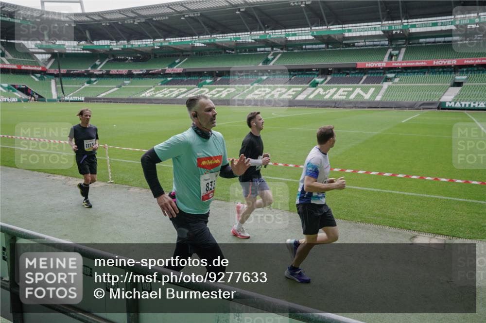 05.10.2025 - 20. swb-Marathon Bremen Michael Burmester http://msf.ph/oto/9277633 05.10.2025 12:57:15 Laufen im Stadion 31, 237, 246, 299, 305, 479, 613, 820, 833, 1161, 1317, 1382, 1595, 1627, 1971, 1977, 2166, 2269, 2436, 2522, 2571, 3396, 3471, 3591, 3798, 3813, 3969, 4089, 4484, 4496, 4821, 5100, 5104, 5149, 5246, 5255, 5503, 5664, 6250, 6267, 6451, 6486, 6493, 6510, 6534, 6535, 6768, 6926, 7017, 7086, 7283, 7371, 7390, 7490, 7546, 7578, 7940, 8023, 8479, 8564, 8903, 8964, 8973, 9054, 9129, 9983, 591, 1380, 1679, 2263, 2438, 2571, 2634, 3392, 3606, 3980, 4101, 5255, 5469 meine-sportfotos.de