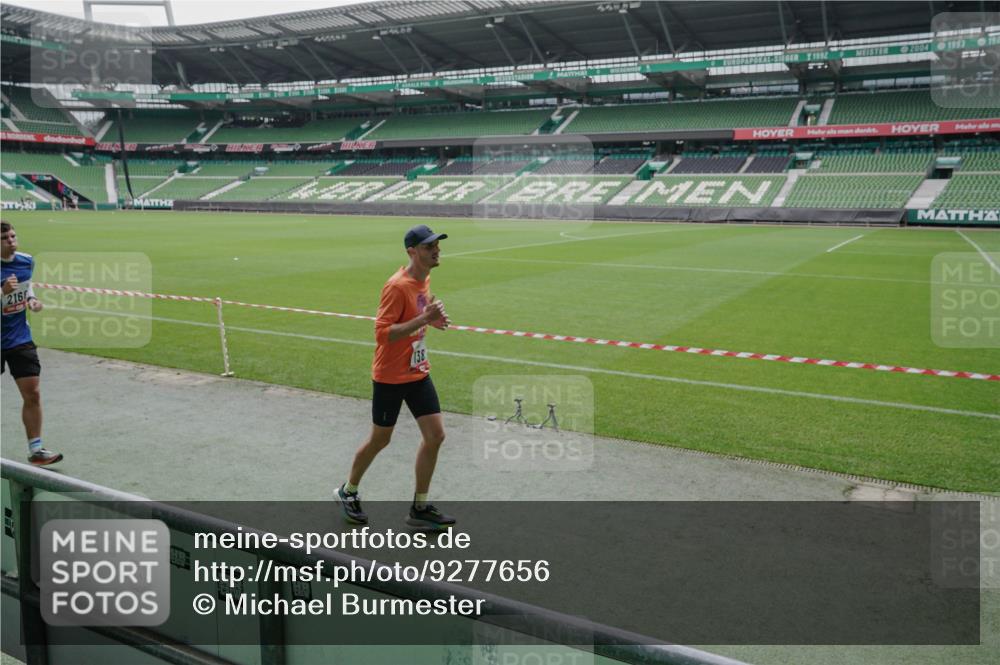 05.10.2025 - 20. swb-Marathon Bremen Michael Burmester http://msf.ph/oto/9277656 05.10.2025 12:57:19 Laufen im Stadion 31, 237, 246, 299, 305, 479, 613, 820, 833, 1161, 1317, 1382, 1491, 1595, 1627, 1971, 1977, 2166, 2269, 2304, 2436, 2522, 3396, 3471, 3591, 3798, 3813, 3969, 4089, 4484, 4496, 4821, 5100, 5104, 5149, 5503, 5664, 6250, 6267, 6486, 6493, 6510, 6534, 6535, 6768, 7017, 7086, 7283, 7371, 7390, 7490, 7546, 7578, 7940, 8023, 8128, 8479, 8564, 8801, 8903, 8964, 8973, 8993, 9054, 9129, 9983, 591, 1380, 1679, 2263, 2438, 2571, 2634, 3392, 3606, 3980, 4101, 5255, 5469 meine-sportfotos.de