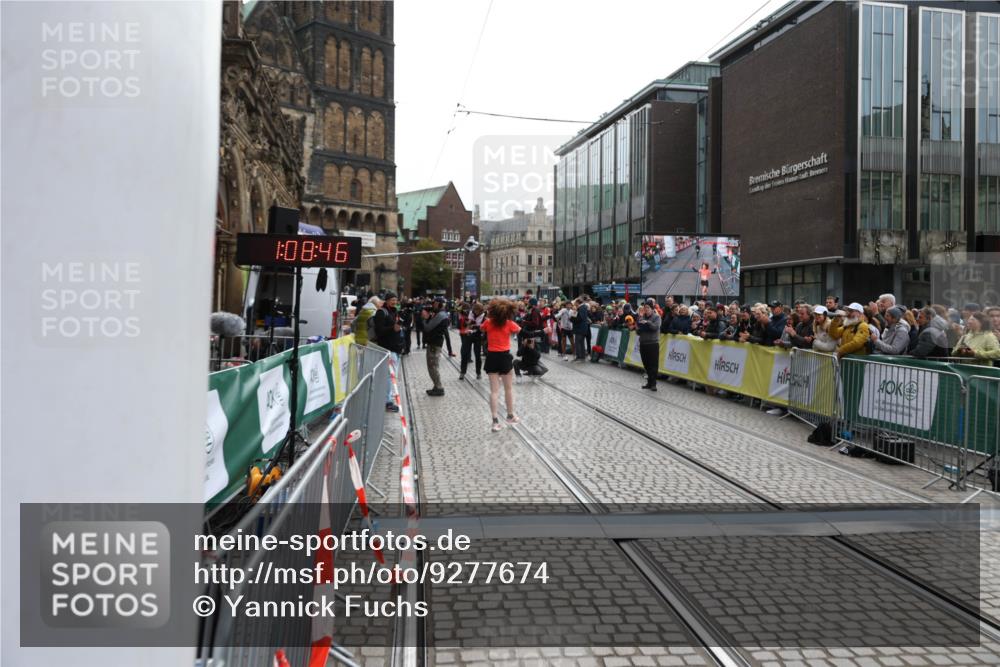 05.10.2025 - 20. swb-Marathon Bremen Yannick Fuchs http://msf.ph/oto/9277674 05.10.2025 12:39:26 Ziel 16 meine-sportfotos.de