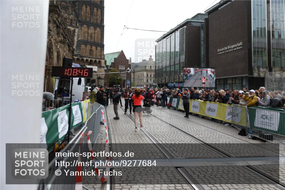 05.10.2025 - 20. swb-Marathon Bremen Yannick Fuchs http://msf.ph/oto/9277684 05.10.2025 12:39:26 Ziel 16 meine-sportfotos.de