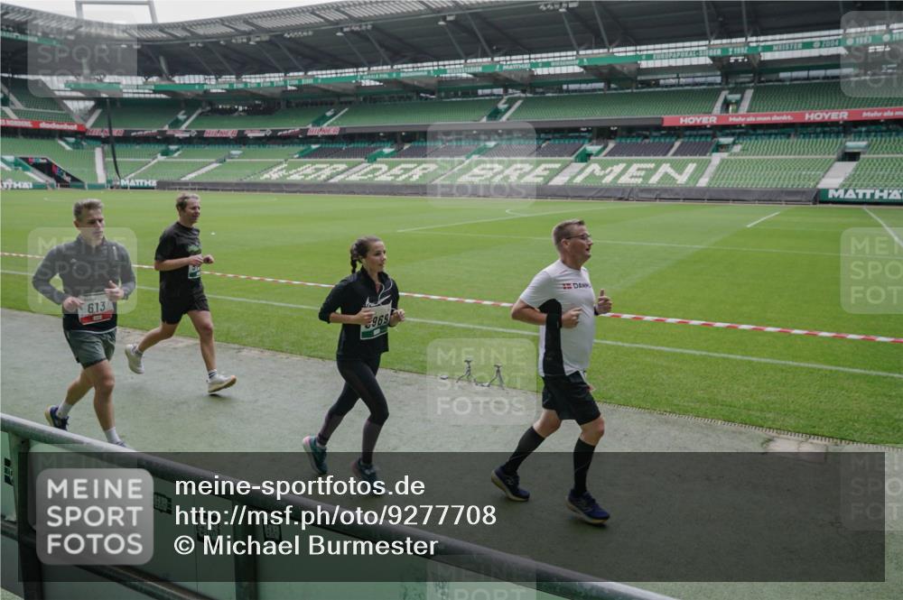 05.10.2025 - 20. swb-Marathon Bremen Michael Burmester http://msf.ph/oto/9277708 05.10.2025 12:57:28 Laufen im Stadion 31, 237, 246, 299, 305, 415, 479, 613, 820, 833, 1317, 1382, 1491, 1595, 1627, 1971, 1977, 2166, 2234, 2240, 2269, 2304, 2436, 2522, 3396, 3471, 3591, 3798, 3813, 3969, 3977, 4089, 4484, 4496, 4821, 5100, 5104, 5149, 5503, 5664, 6250, 6267, 6372, 6486, 6493, 6510, 6534, 6535, 6768, 7017, 7086, 7371, 7390, 7546, 7578, 7731, 7911, 7940, 8023, 8128, 8479, 8564, 8801, 8903, 8964, 8973, 8993, 9129, 9983, 11658, 591, 1161, 1679, 2263, 2571, 2634, 3606, 3980, 4101, 5255 meine-sportfotos.de