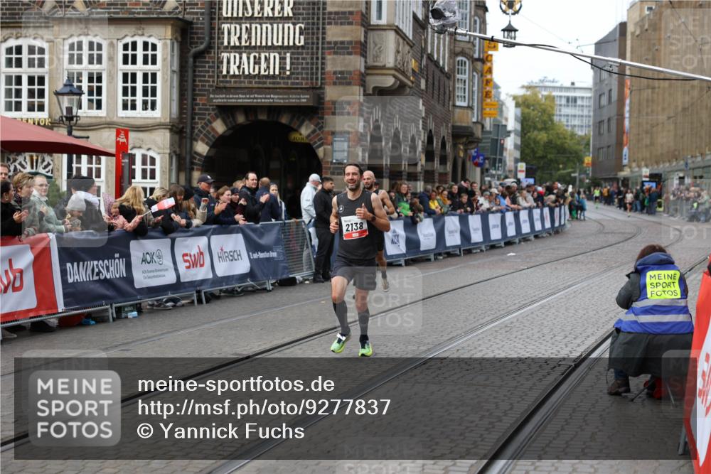 05.10.2025 - 20. swb-Marathon Bremen Yannick Fuchs http://msf.ph/oto/9277837 05.10.2025 12:40:14 Ziel 2138 meine-sportfotos.de