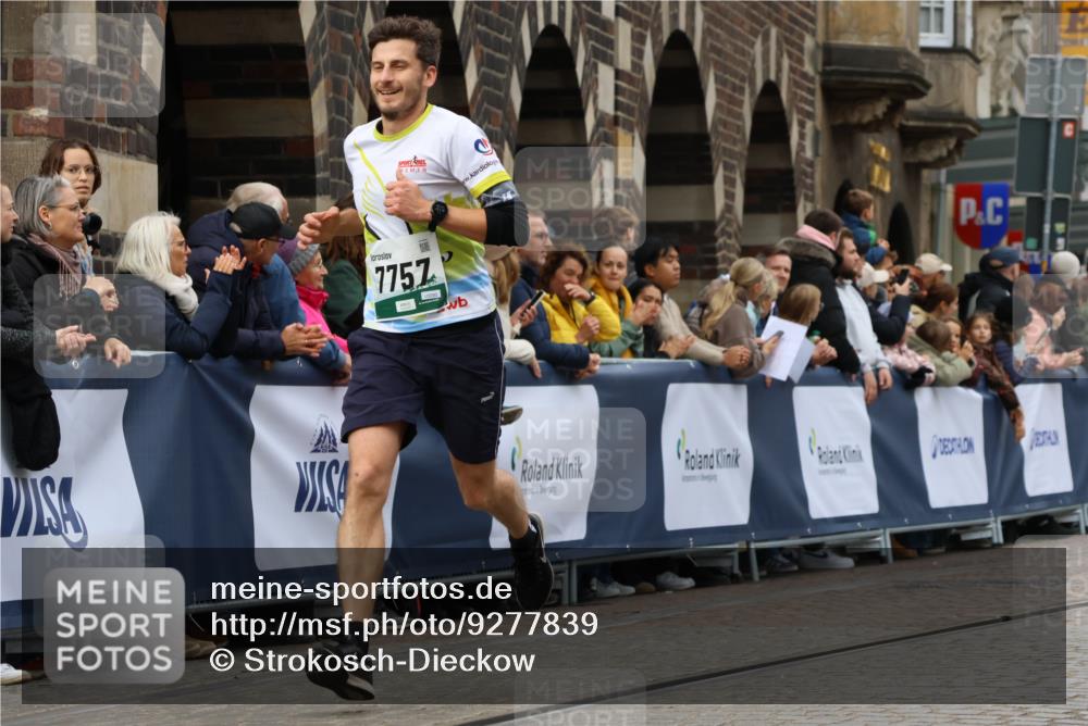 05.10.2025 - 20. swb-Marathon Bremen Strokosch-Dieckow http://msf.ph/oto/9277839 05.10.2025 13:05:30 Ziel 907, 1641, 2360, 2990, 8923 meine-sportfotos.de