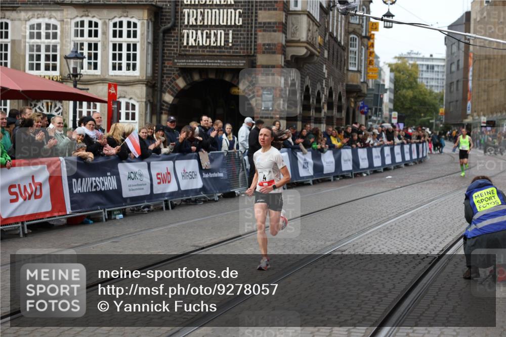 05.10.2025 - 20. swb-Marathon Bremen Yannick Fuchs http://msf.ph/oto/9278057 05.10.2025 12:40:33 Ziel 4 meine-sportfotos.de