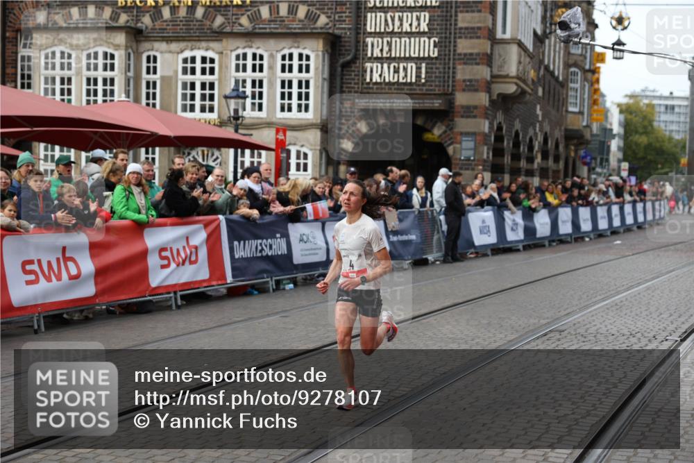 05.10.2025 - 20. swb-Marathon Bremen Yannick Fuchs http://msf.ph/oto/9278107 05.10.2025 12:40:34 Ziel 4 meine-sportfotos.de