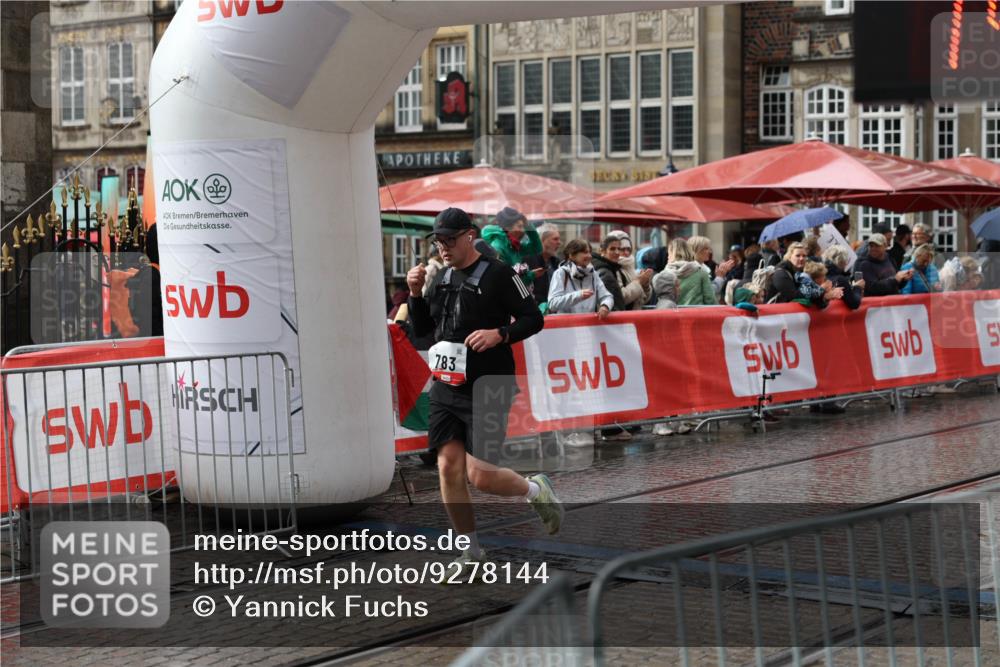 05.10.2025 - 20. swb-Marathon Bremen Yannick Fuchs http://msf.ph/oto/9278144 05.10.2025 14:59:35 Ziel 783 meine-sportfotos.de
