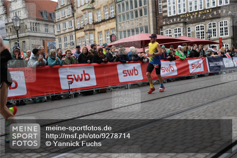 05.10.2025 - 20. swb-Marathon Bremen Yannick Fuchs http://msf.ph/oto/9278714 05.10.2025 12:42:21 Ziel 1024, 1363, 7751 meine-sportfotos.de