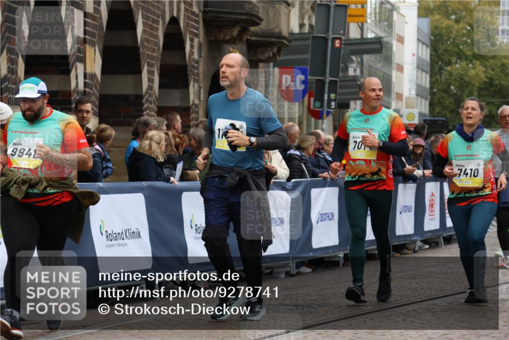 05.10.2025 - 20. swb-Marathon Bremen Strokosch-Dieckow http://msf.ph/oto/9278741 05.10.2025 11:13:49 Ziel 7014, 7410, 9946, 10671, 10756, 10842, 11068, 11652, 11653 meine-sportfotos.de