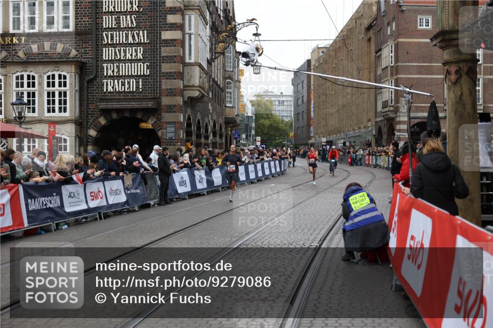 05.10.2025 - 20. swb-Marathon Bremen Yannick Fuchs http://msf.ph/oto/9279086 05.10.2025 12:42:36 Ziel 1921 meine-sportfotos.de