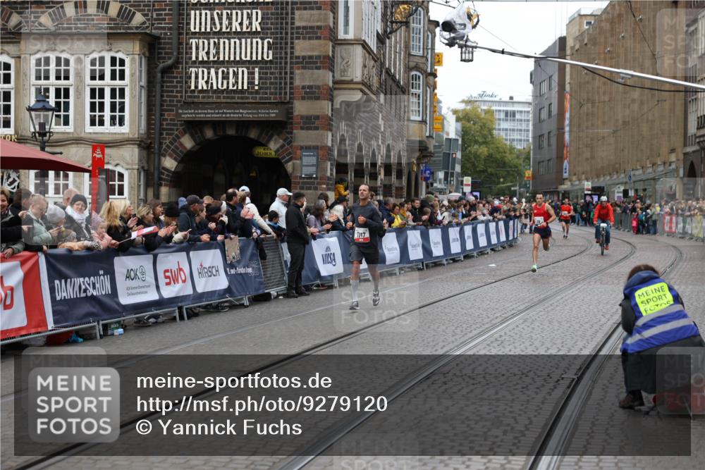 05.10.2025 - 20. swb-Marathon Bremen Yannick Fuchs http://msf.ph/oto/9279120 05.10.2025 12:42:37 Ziel 1921 meine-sportfotos.de