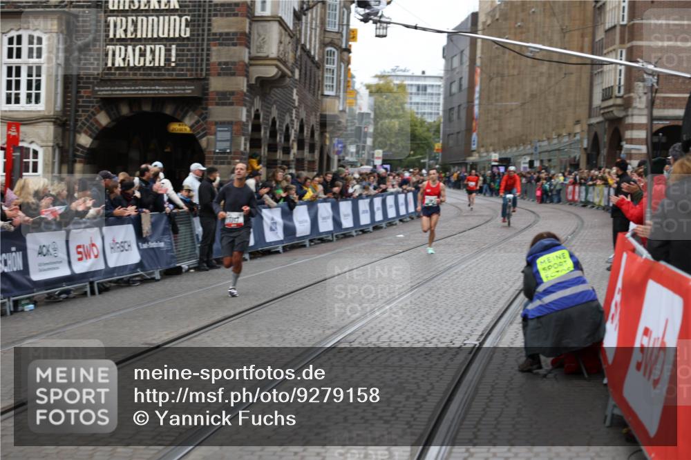 05.10.2025 - 20. swb-Marathon Bremen Yannick Fuchs http://msf.ph/oto/9279158 05.10.2025 12:42:37 Ziel 1921 meine-sportfotos.de