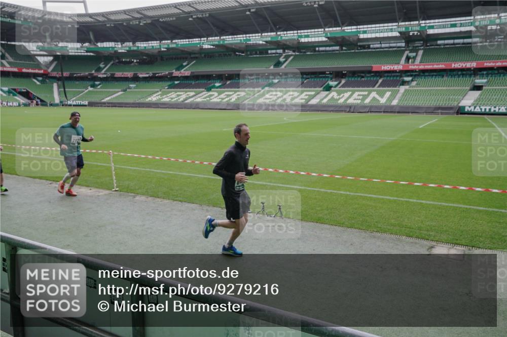 05.10.2025 - 20. swb-Marathon Bremen Michael Burmester http://msf.ph/oto/9279216 05.10.2025 13:00:35 Laufen im Stadion 47, 52, 72, 271, 283, 491, 498, 575, 627, 694, 860, 1017, 1116, 1182, 1423, 1471, 1606, 1806, 1968, 2007, 2446, 2504, 2518, 2609, 2668, 2745, 2806, 2822, 2915, 3040, 3104, 3160, 3169, 3177, 3230, 3237, 3293, 3549, 3604, 3605, 3979, 4034, 4035, 4046, 4181, 4202, 4216, 4502, 4592, 4661, 4788, 4824, 4879, 5011, 5183, 5272, 5329, 5610, 5627, 5663, 5836, 5841, 6027, 6057, 6126, 6208, 6389, 6440, 6523, 6536, 6636, 6674, 6704, 6762, 6881, 7307, 7537, 7598 meine-sportfotos.de