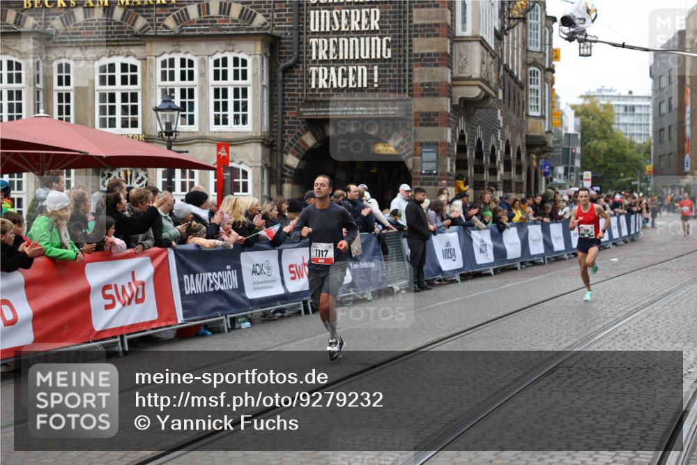 05.10.2025 - 20. swb-Marathon Bremen Yannick Fuchs http://msf.ph/oto/9279232 05.10.2025 12:42:38 Ziel 1117 meine-sportfotos.de