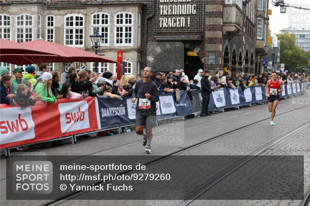 05.10.2025 - 20. swb-Marathon Bremen Yannick Fuchs http://msf.ph/oto/9279260 05.10.2025 12:42:38 Ziel 1117 meine-sportfotos.de