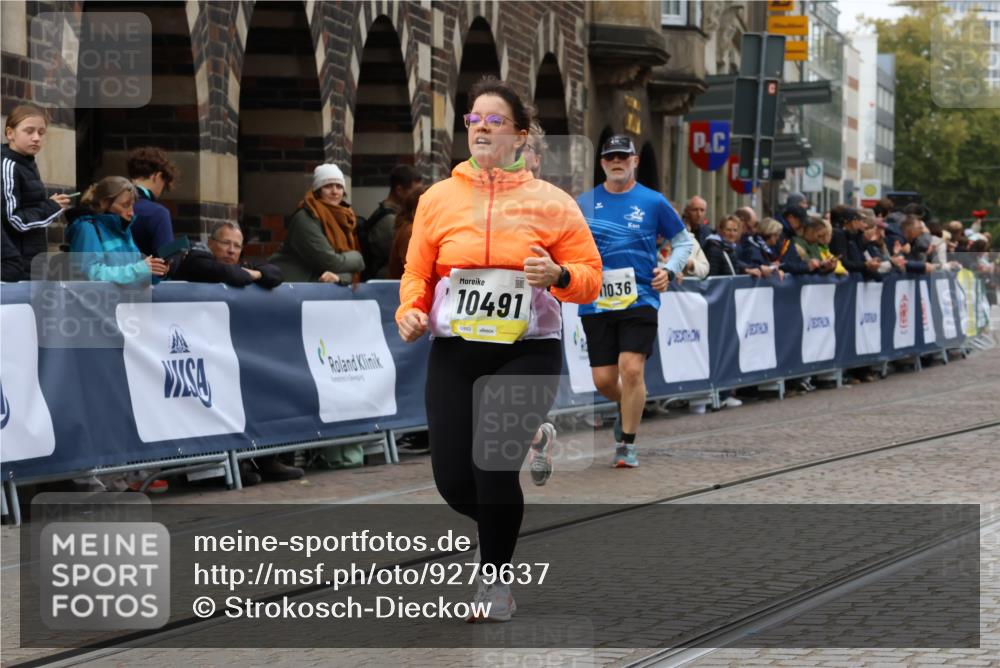 05.10.2025 - 20. swb-Marathon Bremen Strokosch-Dieckow http://msf.ph/oto/9279637 05.10.2025 11:14:05 Ziel 9012, 9380, 10491, 11036 meine-sportfotos.de
