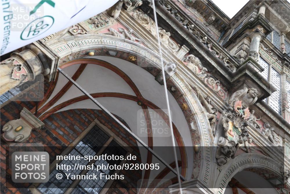 05.10.2025 - 20. swb-Marathon Bremen Yannick Fuchs http://msf.ph/oto/9280095 05.10.2025 12:50:37 Ziel 664, 2033, 2267 meine-sportfotos.de