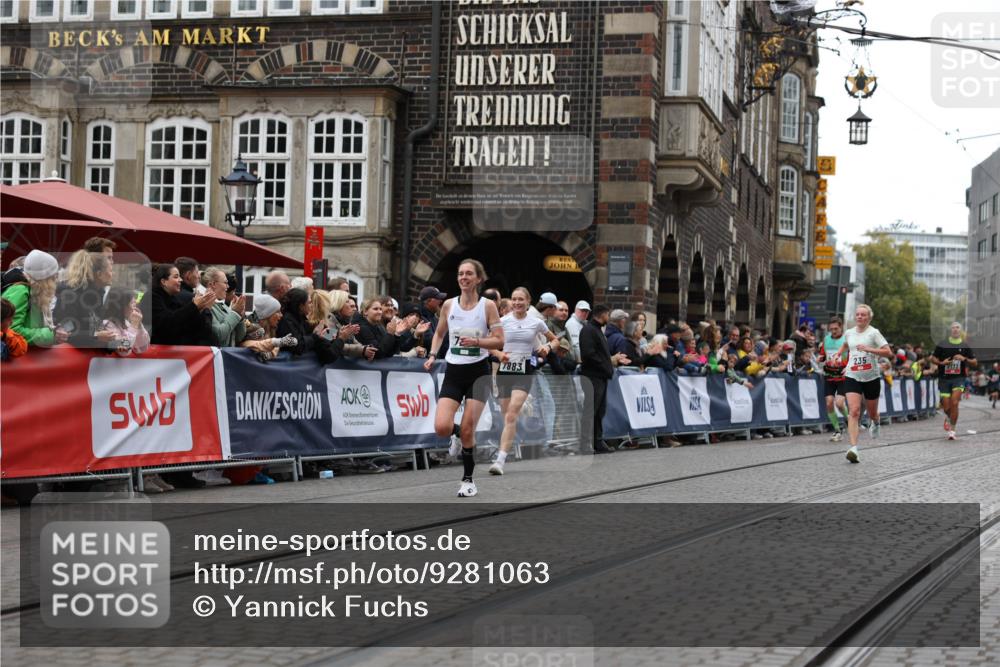 05.10.2025 - 20. swb-Marathon Bremen Yannick Fuchs http://msf.ph/oto/9281063 05.10.2025 12:55:19 Ziel 1231, 4030, 7213 meine-sportfotos.de