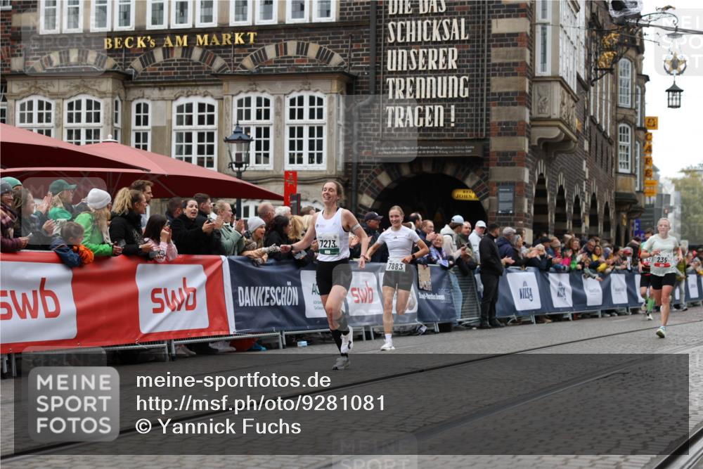 05.10.2025 - 20. swb-Marathon Bremen Yannick Fuchs http://msf.ph/oto/9281081 05.10.2025 12:55:19 Ziel 1231, 4030, 7213 meine-sportfotos.de