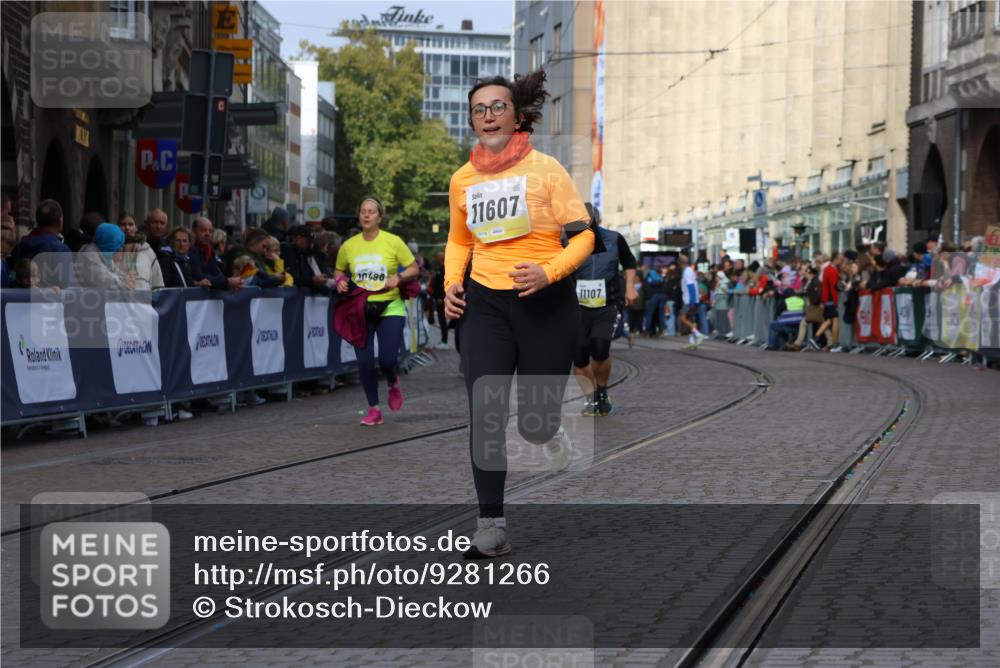 05.10.2025 - 20. swb-Marathon Bremen Strokosch-Dieckow http://msf.ph/oto/9281266 05.10.2025 11:14:57 Ziel 10496, 11107, 11345, 11607 meine-sportfotos.de
