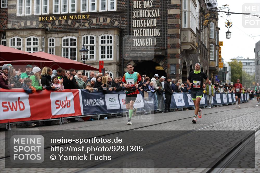 05.10.2025 - 20. swb-Marathon Bremen Yannick Fuchs http://msf.ph/oto/9281305 05.10.2025 12:55:24 Ziel 235, 7213, 7883 meine-sportfotos.de
