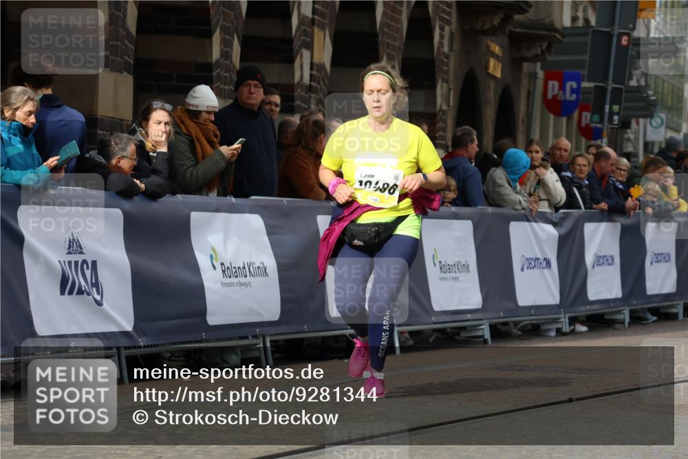 05.10.2025 - 20. swb-Marathon Bremen Strokosch-Dieckow http://msf.ph/oto/9281344 05.10.2025 11:15:00 Ziel 10496, 10647, 11107, 11345, 11607 meine-sportfotos.de